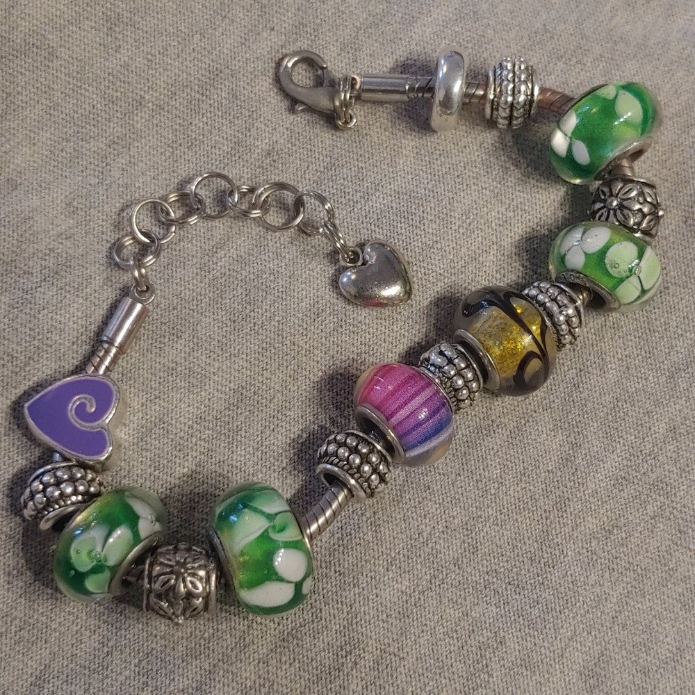 Charm bracelet